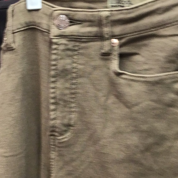 Sharon Bundle - Picture 2 of 9